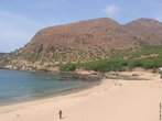 Acumulaes de areia que se formam junto s zonas de influncia de mars. </br></br> Palavra-chaves: ambiente, praia, litoral, relevo, clima, biodiversidade.