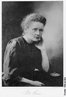 Marie Curie, nome assumido após o casamento por Maria Skłodowska, foi uma cientista polaca que exerceu a sua atividade profissional na França. Foi a primeira pessoa a ser laureada duas vezes com um Premio Nobel, de Física, em 1903 (dividido com seu marido, Pierre Curie, e Becquerel) pelas suas descobertas no campo da radioatividade (que naquela altura era ainda um fenomeno pouco conhecido) e com o Nobel de Química de 1911 pela descoberta dos elementos químicos rádio e polônio. Foi uma diretora de laboratório reconhecida pela sua competência. <br /><br /> Palavras-chave: Marie Curie, radioatividade, elementos químicos.