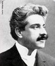 Osvaldo Gonalves Cruz foi um cientista, mdico, bacteriologista, epidemiologista e sanitarista brasileiro. Foi o pioneiro no estudo das molstias tropicais e da medicina experimental no Brasil. Fundou em 1900 o Instituto Soroterpico Nacional no bairro de Manguinhos, no Rio de Janeiro, transformado em Instituto Oswaldo Cruz. <br /><br /> Palavras-chave: Osvaldo Cruz, mdico sanitarista, vacina.